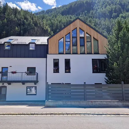 Ofelia - Haus Ofelia Apartmán *